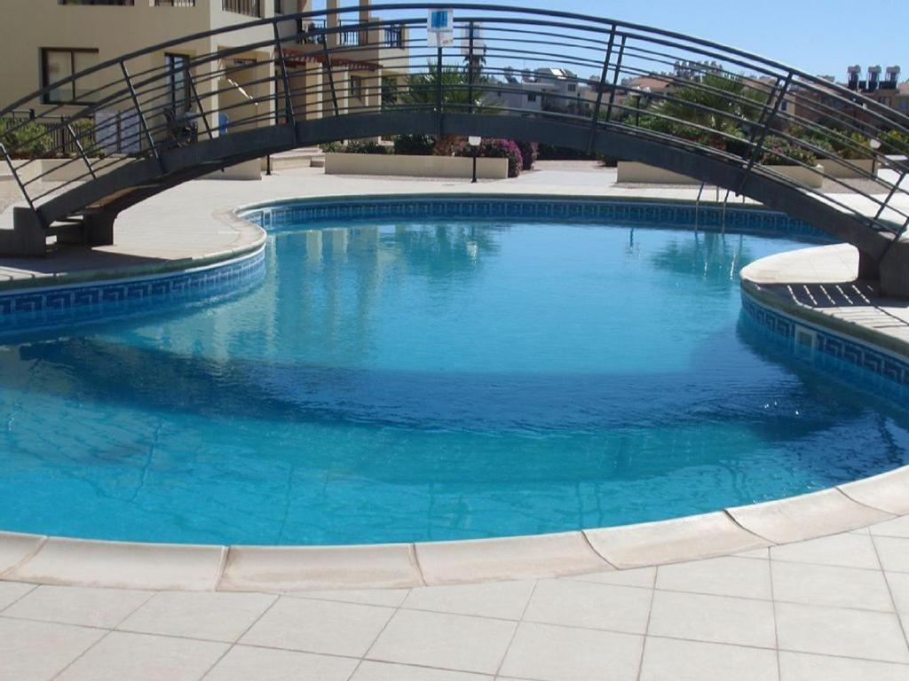 Beautiful 2-Bedroom Apartment - Great Location Paphos Exteriér fotografie